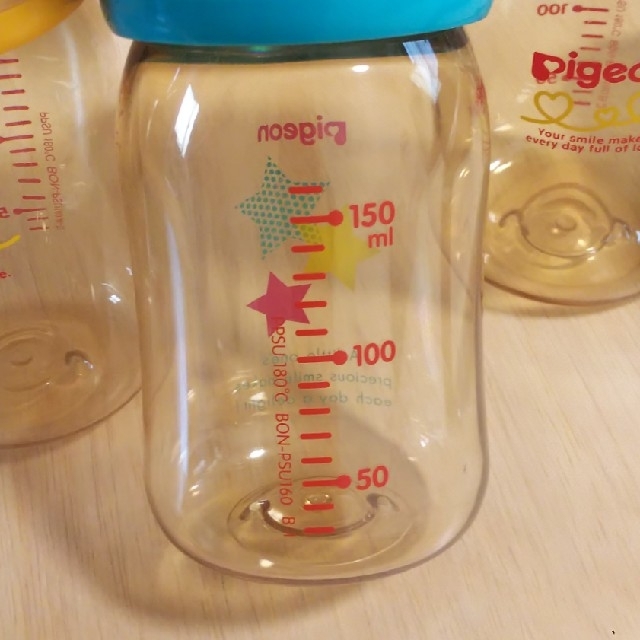 Pigeon(ピジョン)のピジョン 哺乳瓶 プラスチック 160ml 3本セット キッズ/ベビー/マタニティの授乳/お食事用品(哺乳ビン)の商品写真