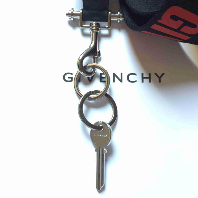 アクセサリー正規 Givenchy ジバンシィ キーリング ネックストラップ