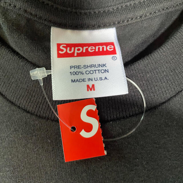 Supreme(シュプリーム)のSupreme KAWS Chalk Logo Tee black Mサイズ メンズのトップス(Tシャツ/カットソー(半袖/袖なし))の商品写真