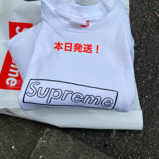 シュプリーム(Supreme)のsupreme kaws chalk logo box tee Tシャツ　XL(Tシャツ/カットソー(半袖/袖なし))