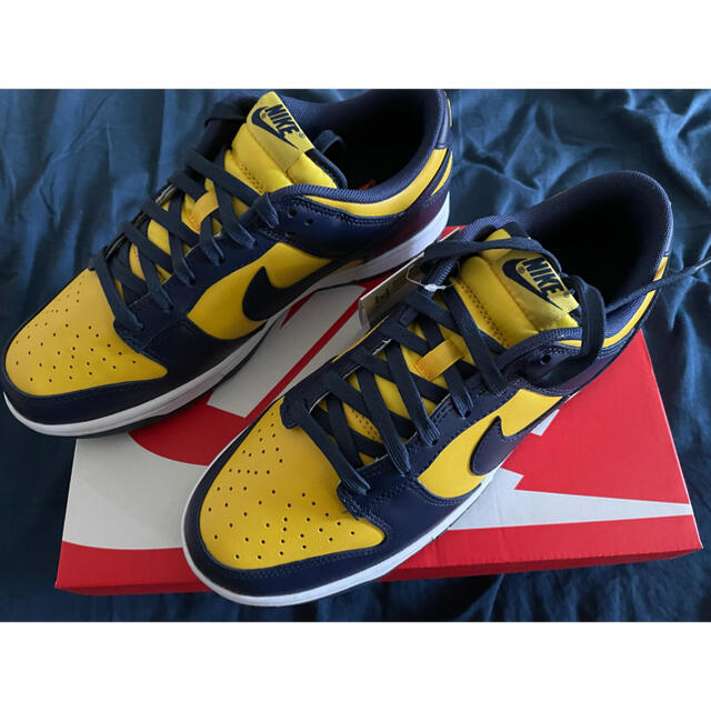 NIKE(ナイキ)のNIKE dunk low Michigan 26.5cm us 8.5新品 メンズの靴/シューズ(スニーカー)の商品写真