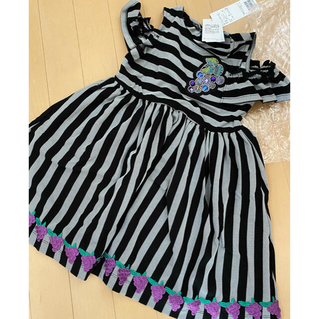 ANNA SUI mini(アナスイミニ)のアナスイミニ新品タグ付きワンピース120 キッズ/ベビー/マタニティのキッズ服女の子用(90cm~)(ワンピース)の商品写真