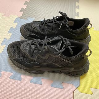 アディダス(adidas)のadidas OZWEEGO  23.5cm アディダス(スニーカー)