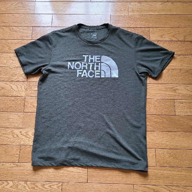 THE NORTH FACE(ザノースフェイス)のTHE NORTH FACE カットソー メンズのトップス(Tシャツ/カットソー(半袖/袖なし))の商品写真