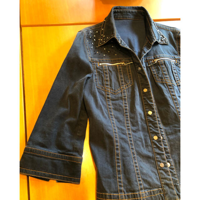 Courreges(クレージュ)のくーちゃん様専用　クレージュ❤️ビジュー  カジュアルデニム　スーツ紺色 レディースのフォーマル/ドレス(スーツ)の商品写真