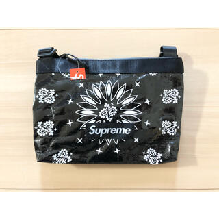 シュプリーム(Supreme)のシュプリーム　Bandana Tarp Side Bag(ショルダーバッグ)