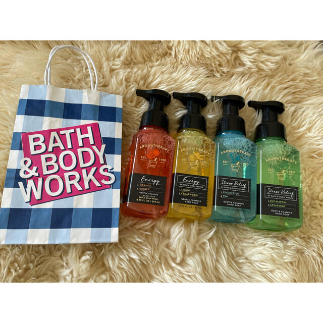 Bath & Body Works(バスアンドボディーワークス)のBath&BodyWorks泡タイプ コスメ/美容のボディケア(ボディソープ/石鹸)の商品写真