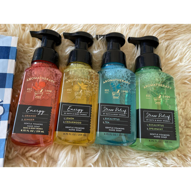 Bath & Body Works(バスアンドボディーワークス)のBath&BodyWorks泡タイプ コスメ/美容のボディケア(ボディソープ/石鹸)の商品写真