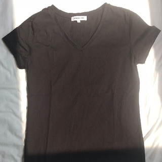 ナチュラルビューティーベーシック(NATURAL BEAUTY BASIC)のナチュラルビューティーベーシック 黒Tシャツ(Tシャツ(半袖/袖なし))