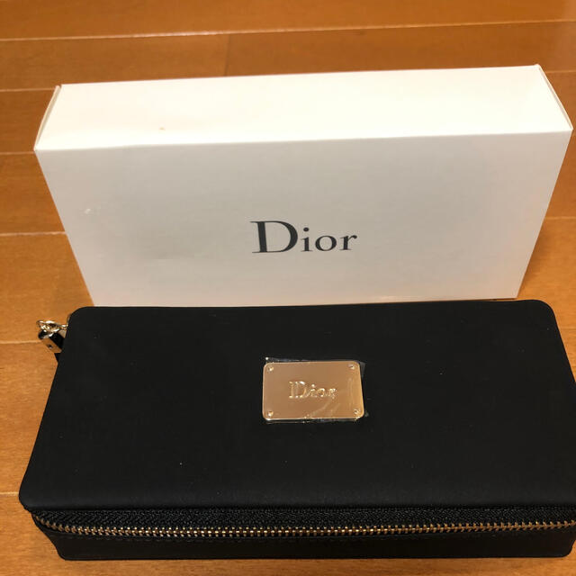 Dior(ディオール)の【非売品】DIORジュエリーBOX エンタメ/ホビーのコレクション(ノベルティグッズ)の商品写真