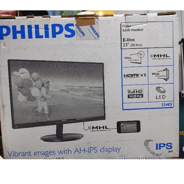 PHILIPS(フィリップス)のPhilips フルHDモニター 23インチ スマホ/家電/カメラのPC/タブレット(PC周辺機器)の商品写真