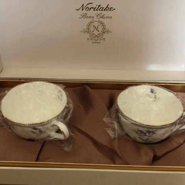 Noritake(ノリタケ)のペアカップセット インテリア/住まい/日用品のキッチン/食器(グラス/カップ)の商品写真