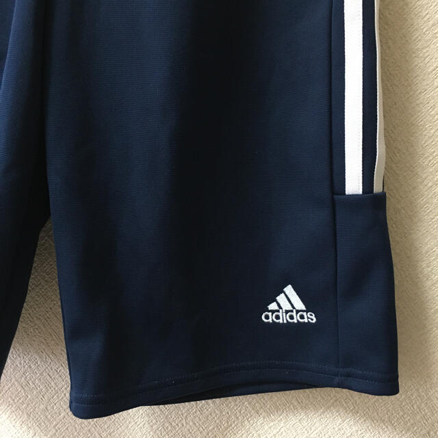 adidas(アディダス)のadidas パンツ 160 キッズ/ベビー/マタニティのキッズ服男の子用(90cm~)(パンツ/スパッツ)の商品写真