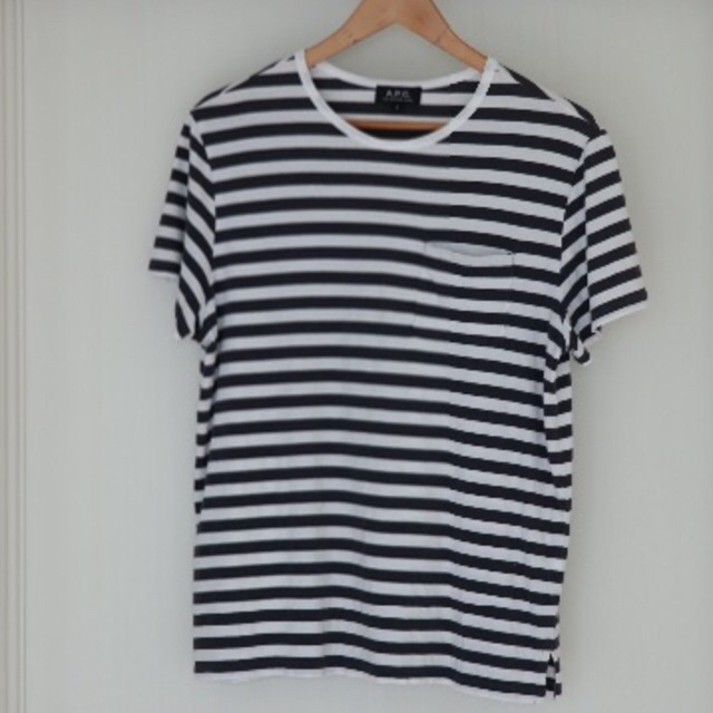 A.P.C(アーペーセー)のA.P.C. アーペーせー Tシャツ メンズのトップス(Tシャツ/カットソー(半袖/袖なし))の商品写真