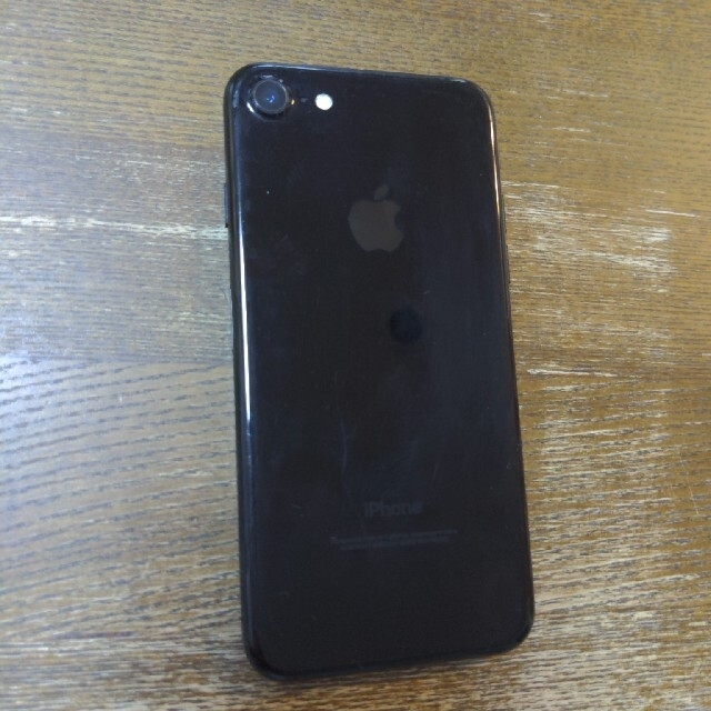 iPhone(アイフォーン)のiphone7 128GB SIMフリー ブラック 本体のみ  スマホ/家電/カメラのスマートフォン/携帯電話(スマートフォン本体)の商品写真