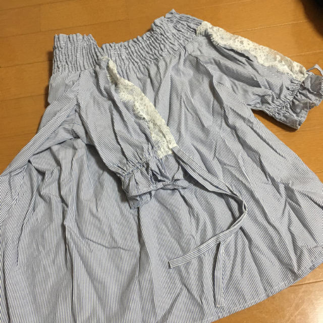 tocco(トッコ)の✩トッコクローゼットストライプブラウス✩ レディースのトップス(シャツ/ブラウス(半袖/袖なし))の商品写真