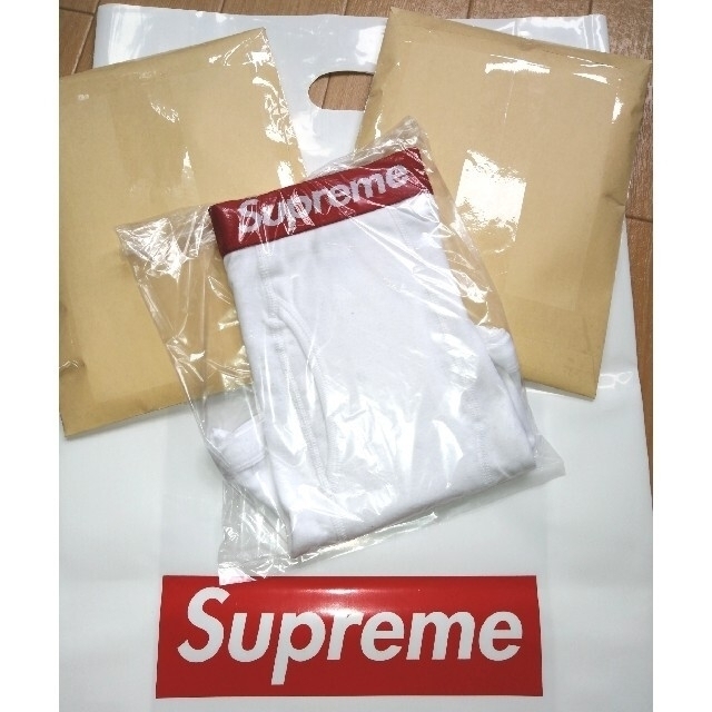 Supreme(シュプリーム)の☆SUPREME HANES ボクサーパンツ 白S 新品 1枚 バラ 売専用 メンズのアンダーウェア(ボクサーパンツ)の商品写真