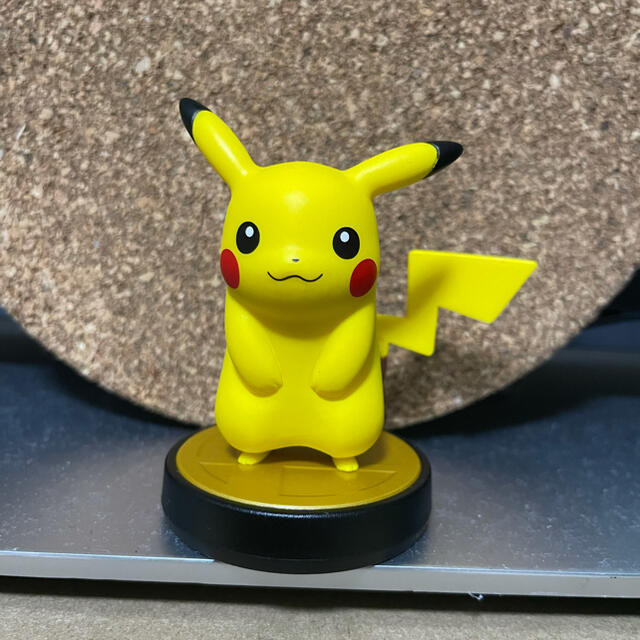 ポケモン(ポケモン)のamiibo ピカチュウ (箱無し) エンタメ/ホビーのゲームソフト/ゲーム機本体(その他)の商品写真