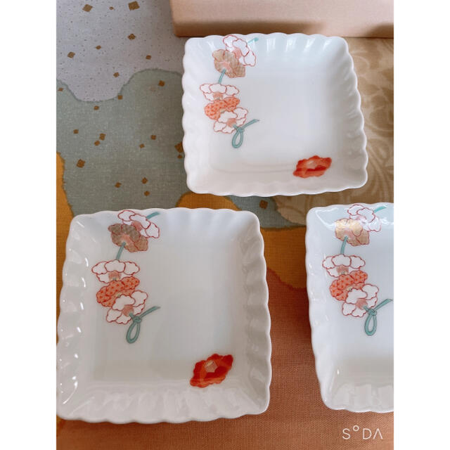 【有田焼】深川製磁　紅白花結び　小皿揃5枚組 2