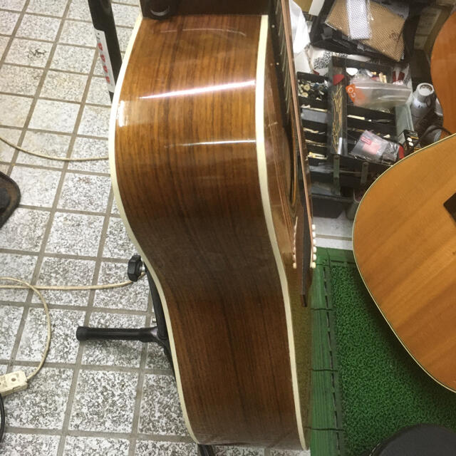 Gibson(ギブソン)の初心者、中級者必見！オールドマーチンHD-28P 楽器のギター(アコースティックギター)の商品写真