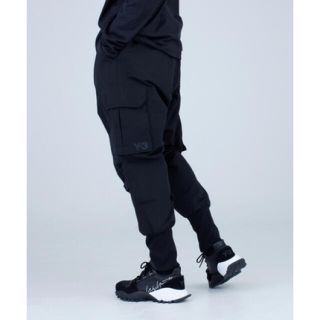 ワイスリー(Y-3)の名作　y-3 19aw M nylon cargo カーゴパンツ　ブラック 新品(ワークパンツ/カーゴパンツ)