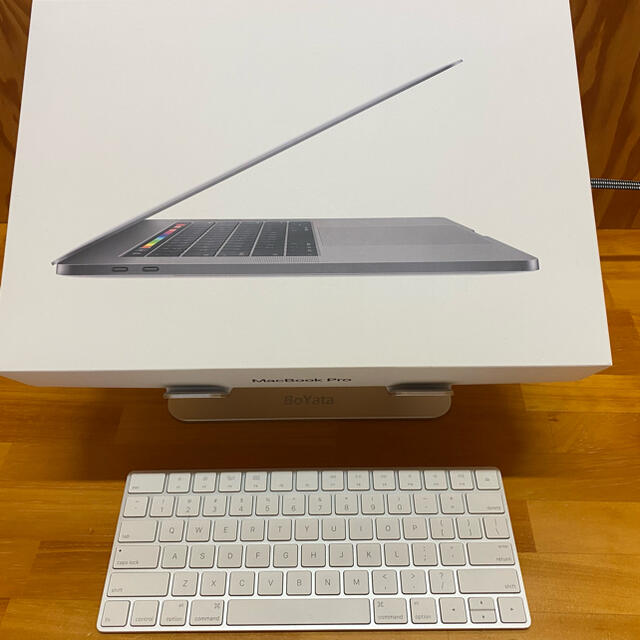 MacBook Pro15inch16GB/512GB8コアi9おまけ付き