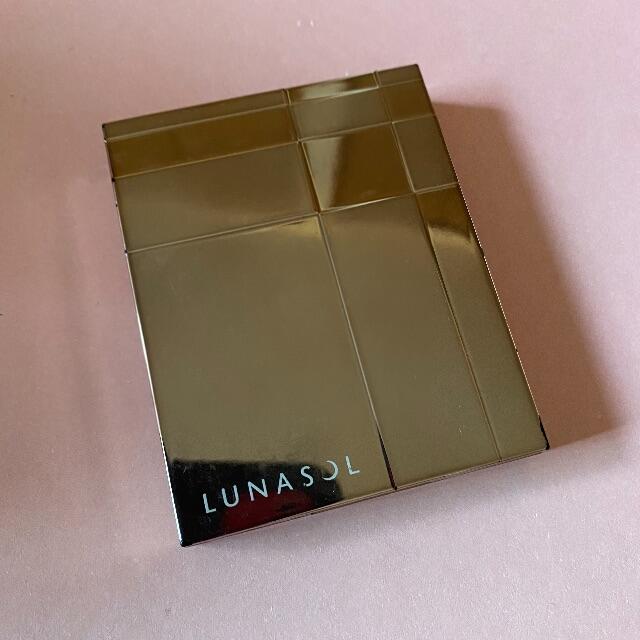 LUNASOL(ルナソル)のルナソル　アイシャドウ コスメ/美容のスキンケア/基礎化粧品(アイケア/アイクリーム)の商品写真