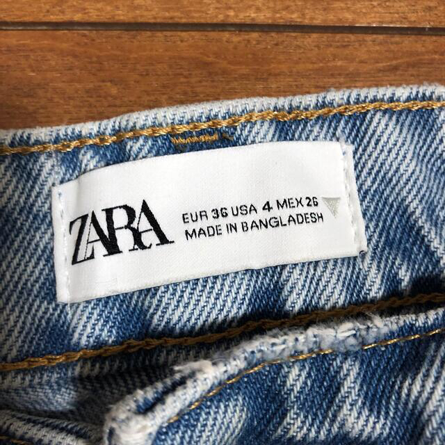 ZARA(ザラ)のzara デニム レディースのパンツ(デニム/ジーンズ)の商品写真