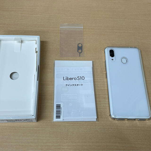 ワイモバイル　Libero S10  901ZT  ホワイト スマホ/家電/カメラのスマートフォン/携帯電話(スマートフォン本体)の商品写真