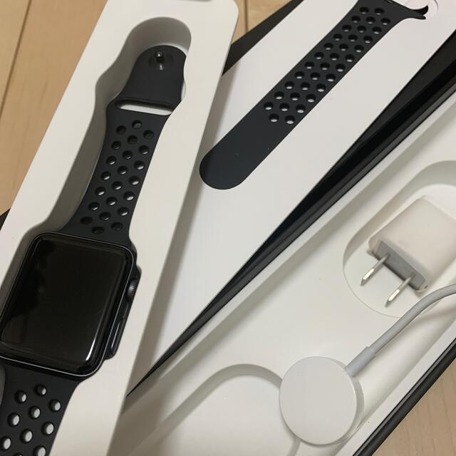 モデルです Apple Apple Watch series3 cellular Nikeモデルの通販 by rekutencomcom's shop｜ アップル