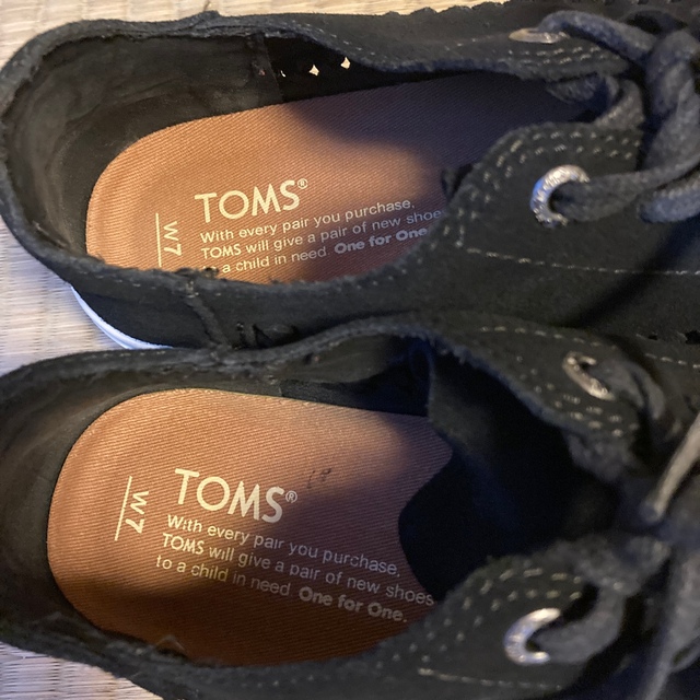 TOMS(トムズ)のTOMS レディース　24cm レディースの靴/シューズ(スニーカー)の商品写真