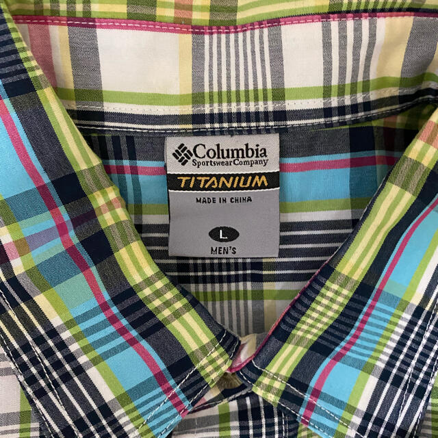 Columbia(コロンビア)の【期限つき値下】コロンビアのボタンシャツ メンズのトップス(シャツ)の商品写真