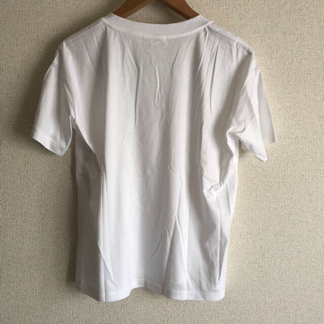 ベルメゾン(ベルメゾン)の新品 V首 Tシャツ ホワイト 3L 大きいサイズ レディースのトップス(Tシャツ(半袖/袖なし))の商品写真