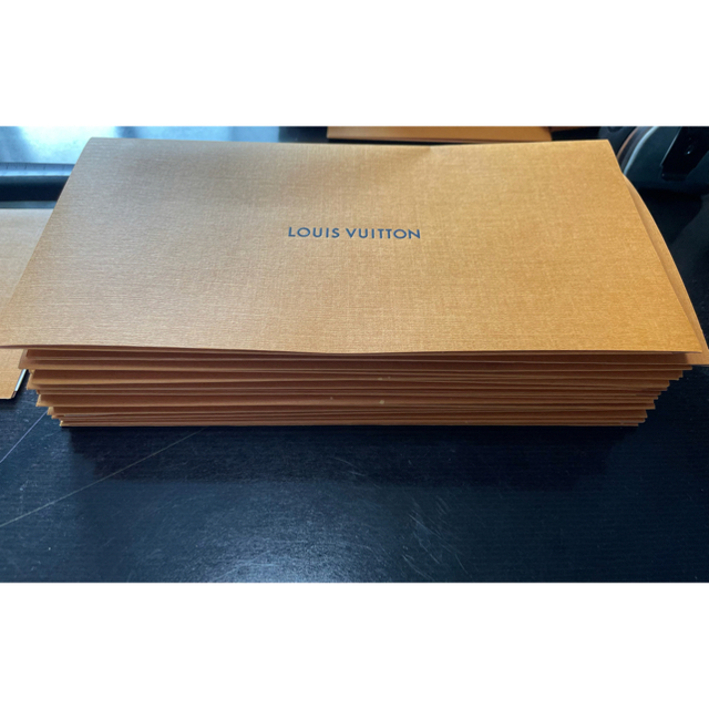ルイヴィトン　LOUIS VUITTON 41箱　袋40枚　説明書　付属品等