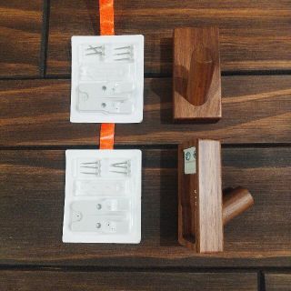 ムジルシリョウヒン(MUJI (無印良品))の無印良品 壁に付けられる家具フック ウォールナット材(その他)