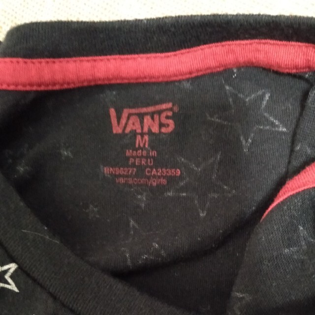 VANS(ヴァンズ)のVANS Tシャツ　M レディースのトップス(Tシャツ(半袖/袖なし))の商品写真