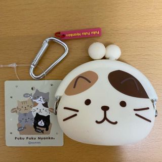 ハピネス(Happiness)のふくふくにゃんこ　シリコンがま口ポーチ　難あり　おまけ付き(ポーチ)