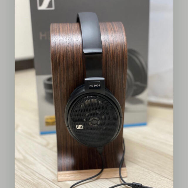 SENNHEISER(ゼンハイザー)のゼンハイザー ヘッドホン SENNHEISER HD660S ヘッドバンド 美品 スマホ/家電/カメラのオーディオ機器(ヘッドフォン/イヤフォン)の商品写真