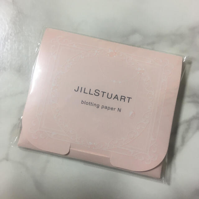 JILLSTUART(ジルスチュアート)のジルスチュアート ブロッテイングペーパー 未開封 新品 コスメ/美容のメイク道具/ケアグッズ(あぶらとり紙)の商品写真