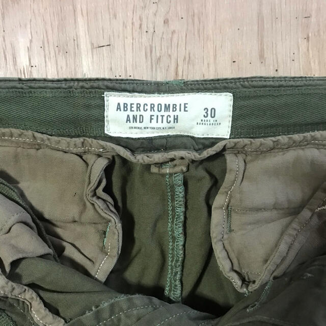 Abercrombie&Fitch(アバクロンビーアンドフィッチ)のアバクロハーフカーゴパンツ メンズのパンツ(ショートパンツ)の商品写真