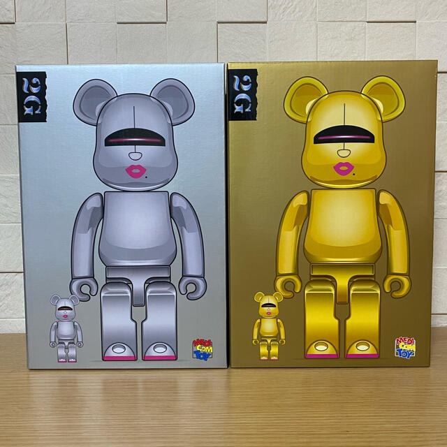 MEDICOM TOY(メディコムトイ)のBE@RBRICK SORAYAMA × 2G 100％ & 400％ ハンドメイドのおもちゃ(フィギュア)の商品写真