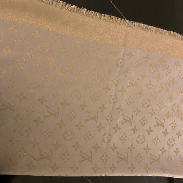 LOUIS VUITTON(ルイヴィトン)のルイヴィトン　ストールショール レディースのファッション小物(マフラー/ショール)の商品写真