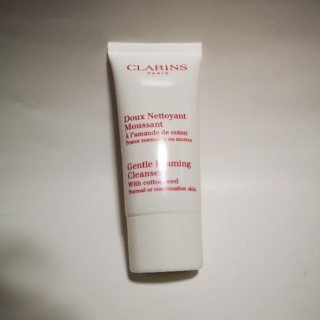 CLARINS(クラランス)のクラランス ジェントル フォーミング クレンザー コスメ/美容のスキンケア/基礎化粧品(洗顔料)の商品写真