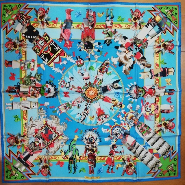 美品 エルメス HERMESカレ90 スカーフ カチナ Kachinas シルクサイズ約90×90cm