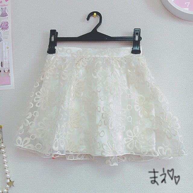 SPINNS(スピンズ)の花柄フレアスカート♡値下げ レディースのスカート(ミニスカート)の商品写真