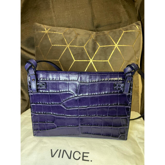 Vince(ビンス)のVINCE. ヴィンス　ショルダー　バッグ　パープル　美品！ レディースのバッグ(ショルダーバッグ)の商品写真