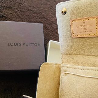 ルイヴィトン(LOUIS VUITTON)のネックレス　ケース(ネックレス)