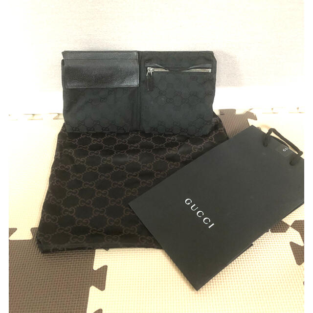 Gucci(グッチ)の【クーポン❣️】GUCCI ウエストバッグ ブラック 収納ケース付き メンズのバッグ(ウエストポーチ)の商品写真