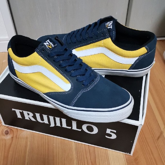 VANS(ヴァンズ)の【早い者勝ち値引きUSED美品】VANS TNT 5 ネイビーイエロー29cm メンズの靴/シューズ(スニーカー)の商品写真