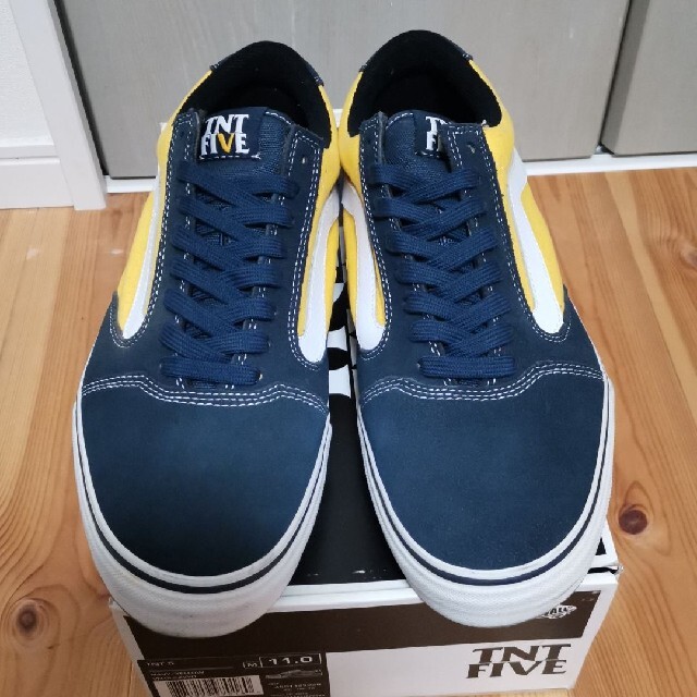 VANS(ヴァンズ)の【早い者勝ち値引きUSED美品】VANS TNT 5 ネイビーイエロー29cm メンズの靴/シューズ(スニーカー)の商品写真